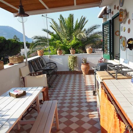 Casa Vacanza Lunastella Мондело Стая снимка
