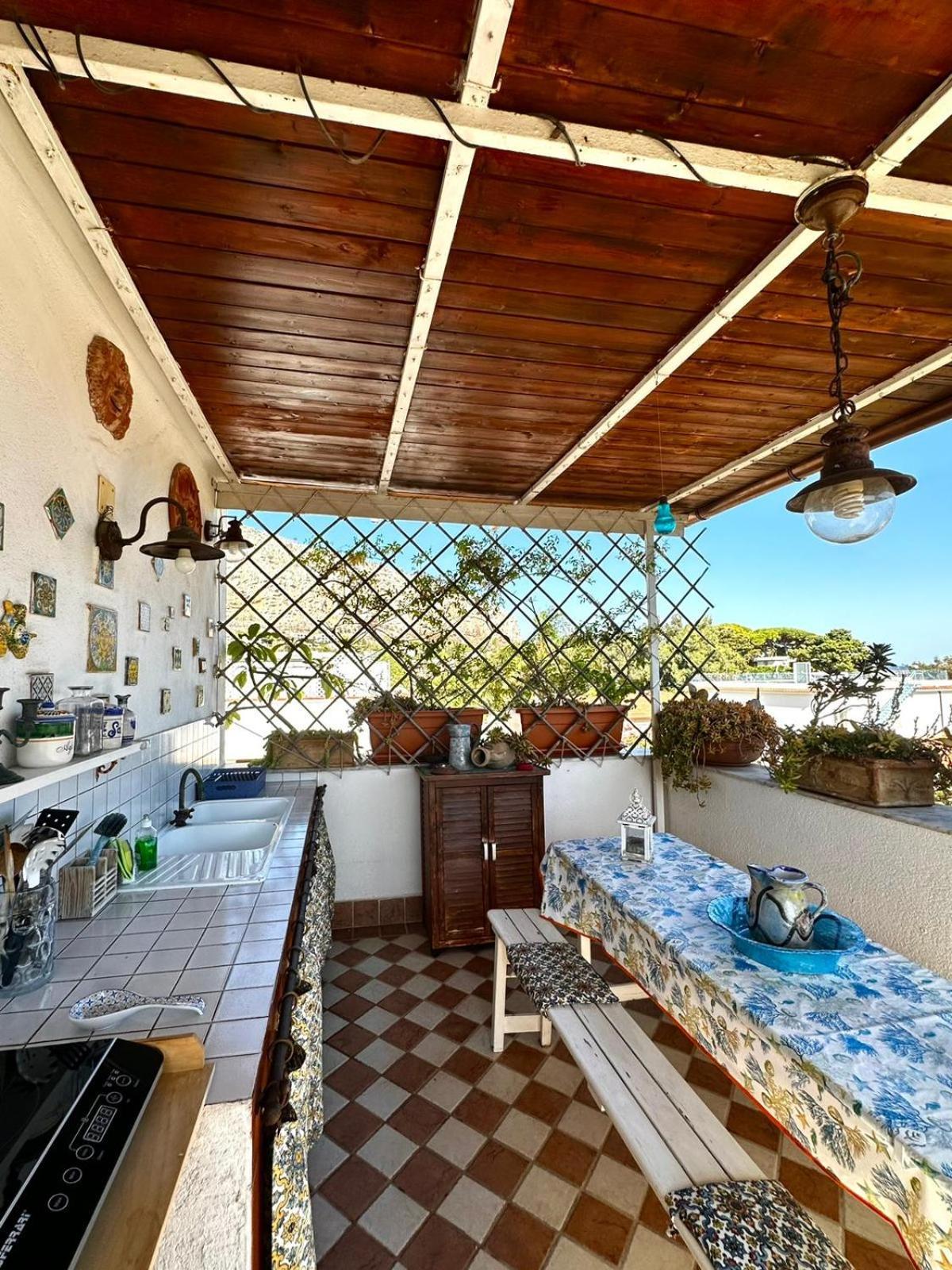 Casa Vacanza Lunastella Мондело Екстериор снимка