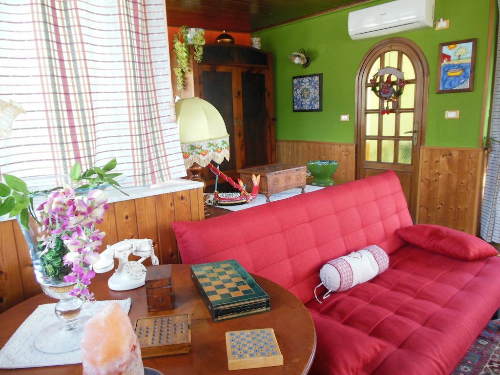 Casa Vacanza Lunastella Мондело Стая снимка